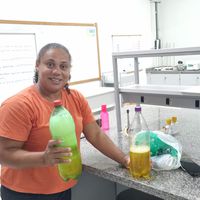 Projeto de extensão cria nova oportunidade de renda através da produção de sabão artesanal